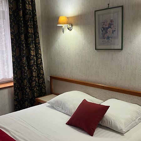 Hotel Val Saint Hilaire จิเวต์ ภายนอก รูปภาพ