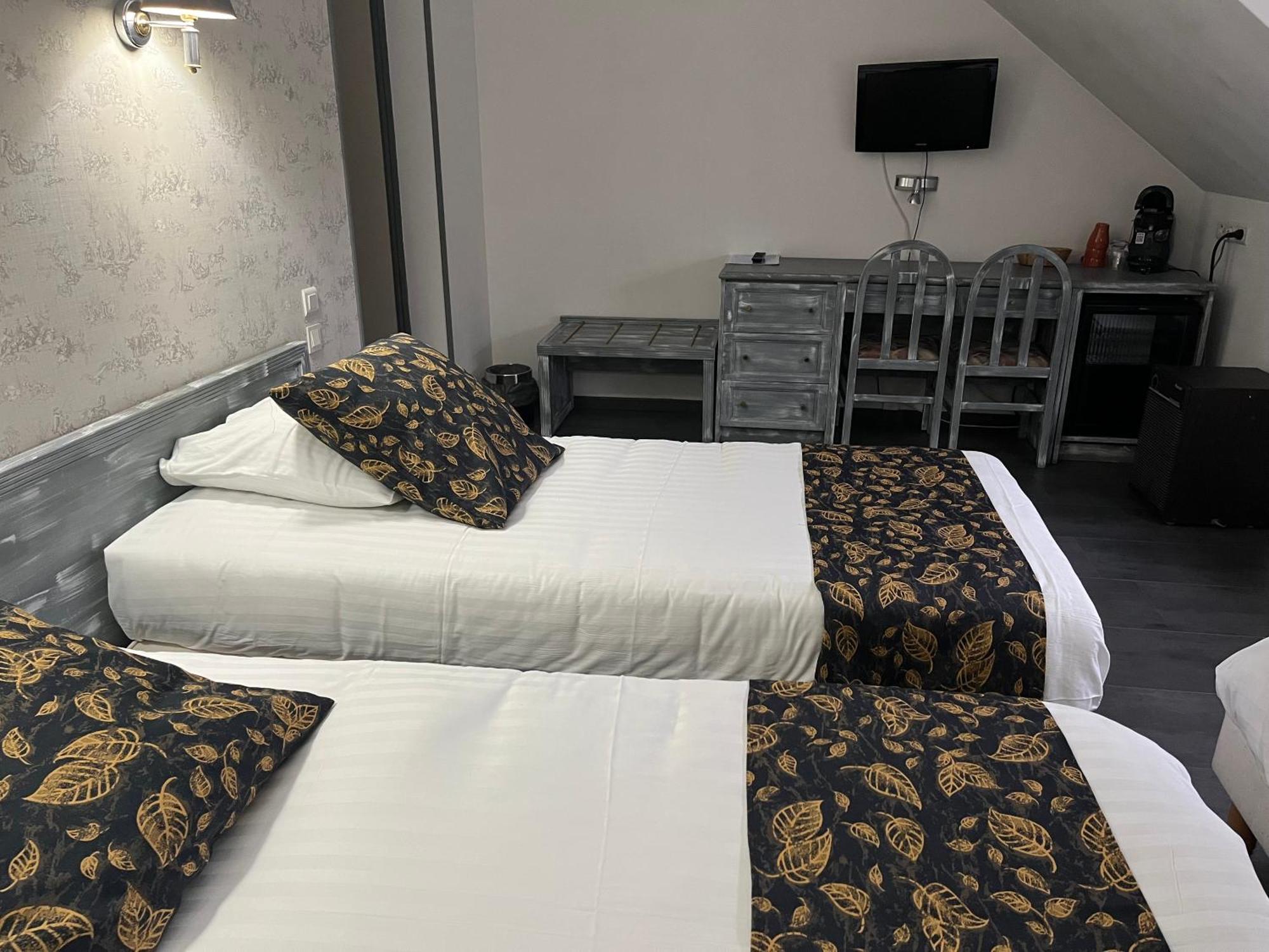Hotel Val Saint Hilaire จิเวต์ ภายนอก รูปภาพ